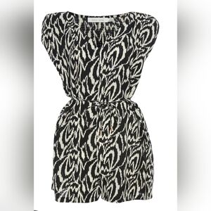 Bishop + Young Black White Romper Belted Dressy Boho Vacation Chic